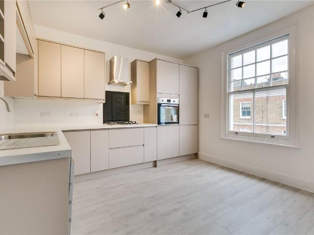 Apartment for rent in London Borough of Hammersmith and Fulham, Greater London