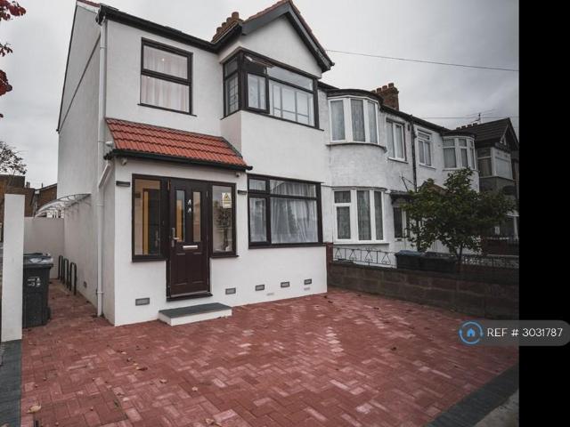 House for rent in London Borough of Merton, Greater London