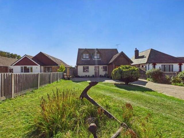 House for sale in Dale Hill, Essex