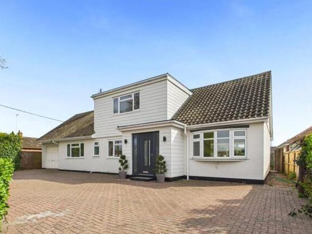 House for sale in Dale Hill, Essex