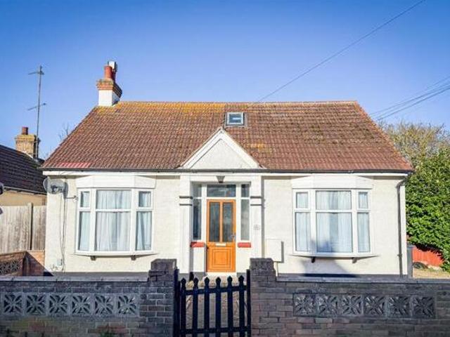 House for sale in Dale Hill, Essex