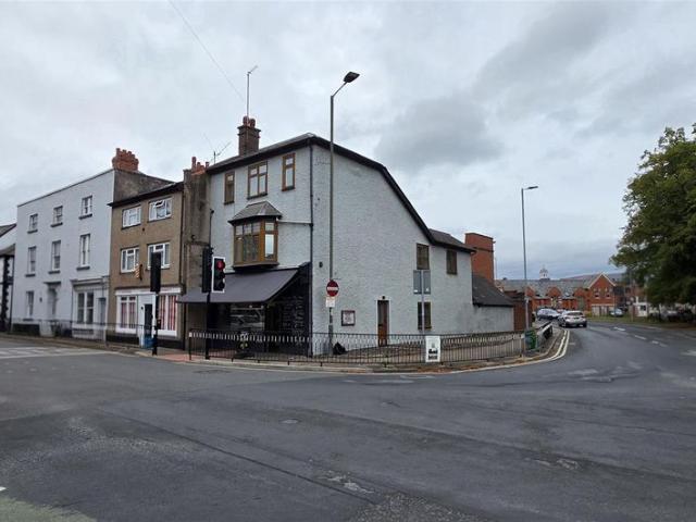 House for rent in Portfields, Lower Bullingham