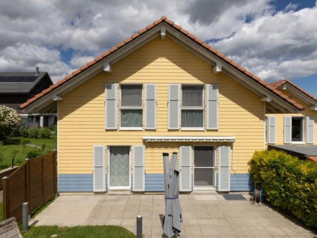 Haus mieten in Saint-Oyens, Waadt
