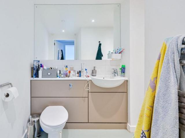 House for rent in Saint Pancras, Greater London