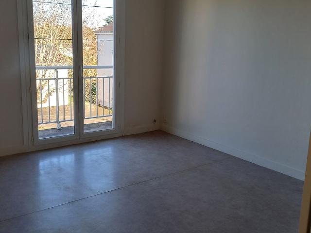 Appartement vente à Chinon, Saint-paterne-racan