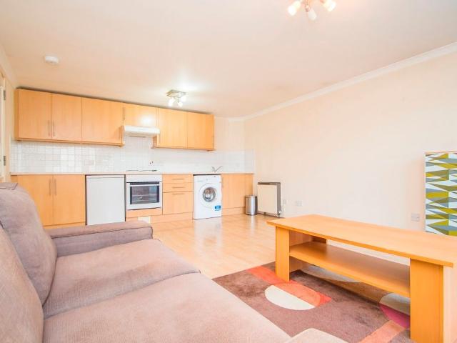 Apartment for rent in Southside, Scotland