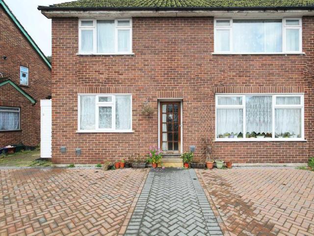 House for rent in London Borough of Hounslow, Greater London