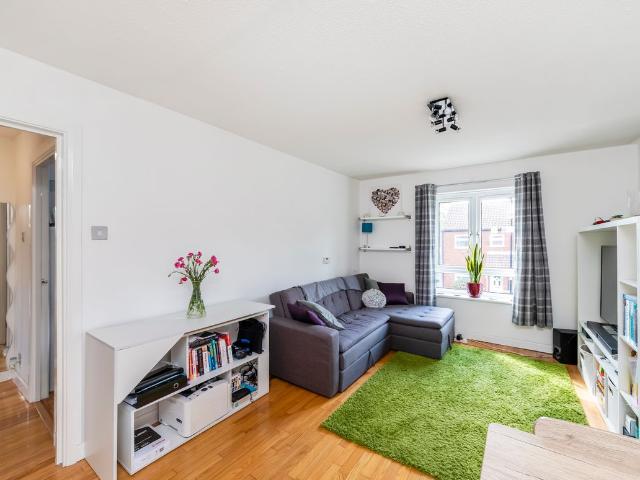 Apartment for rent in London Borough of Ealing, Greater London