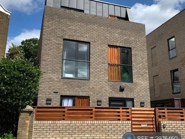 House for rent in Kentish Town, Greater London