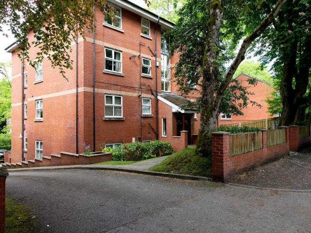 Apartment for rent in Kersal, Salford