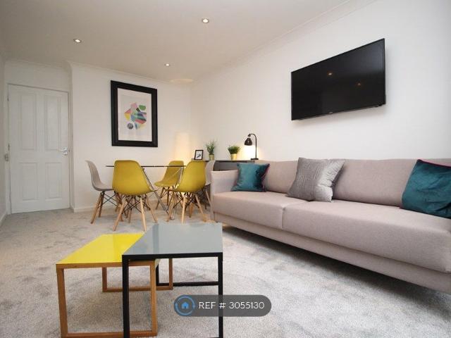 House for rent in Marle Hill, Cheltenham