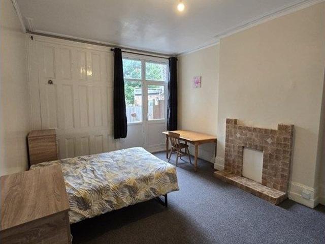 Room for rent in Greater London
