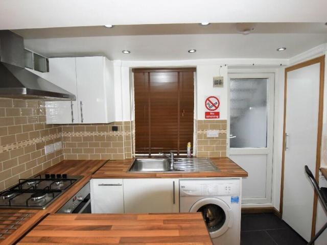 Apartment for rent in Highbury, Greater London