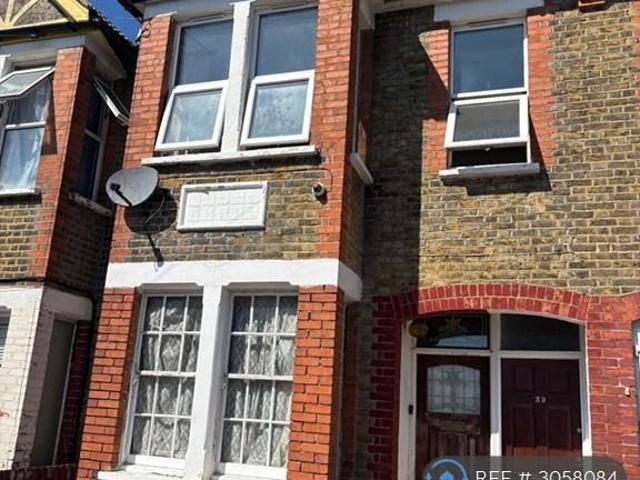 Apartment for rent in London Borough of Croydon, Greater London