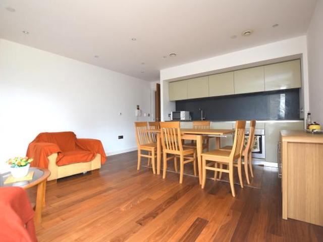 Apartment for rent in City Centre, Isle Of Man