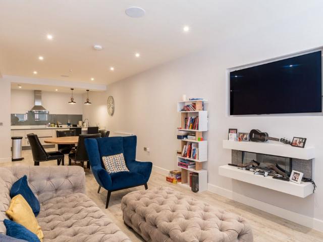 Apartment for rent in Woodhouse, West Yorkshire