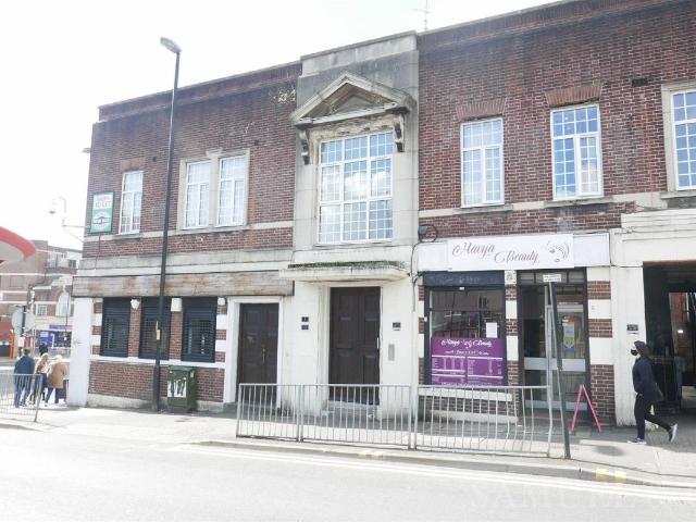Studio for rent in West Midlands