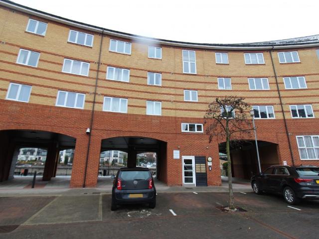 Apartment for rent in Ringlestone, Midway