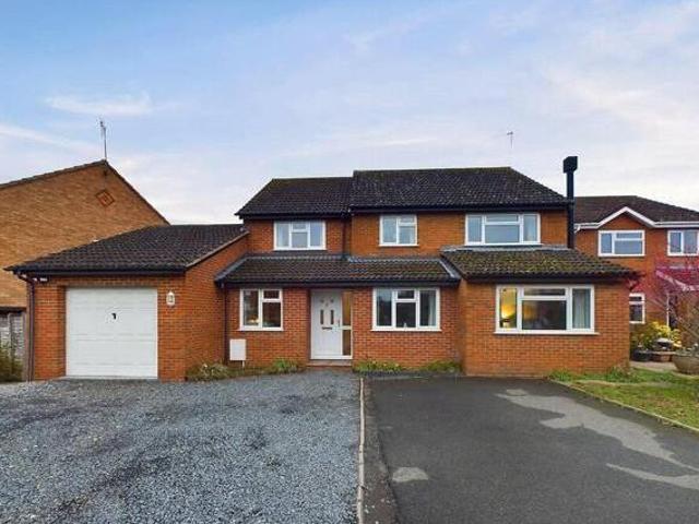 House for sale in St. Peter the Great County, St Peters