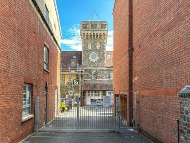 House for sale in Feckenham, City Of Bristol