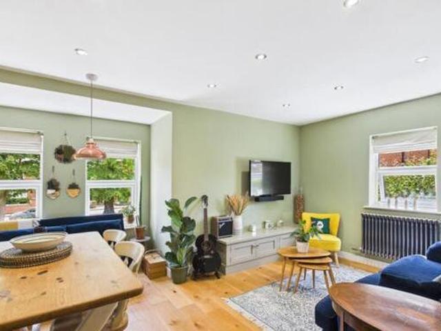 House for sale in High Field, York