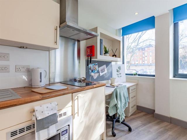 Studio for rent in West Cliff, Bournemouth