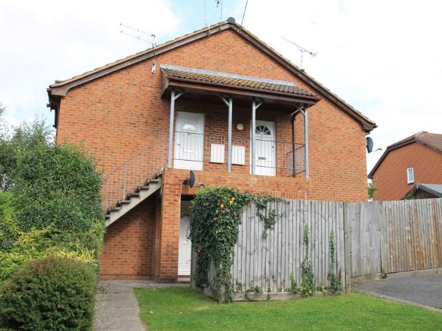 Studio for rent in Wrecclesham, Waverley