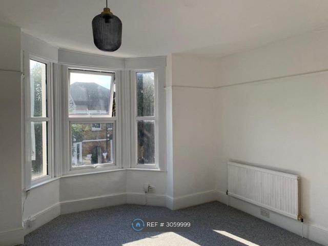 Apartment for rent in London Borough of Croydon, Greater London