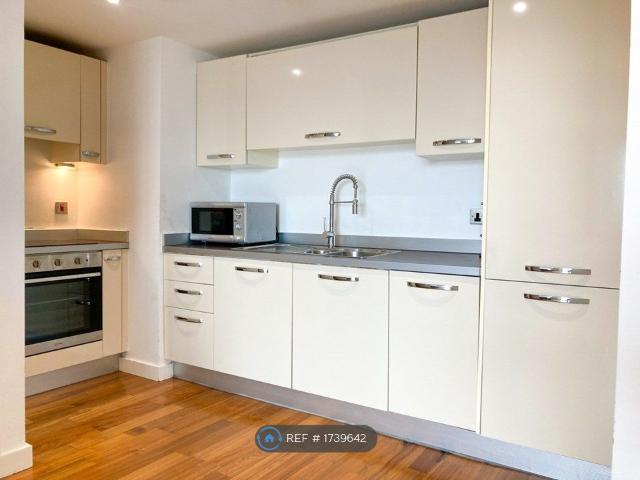 Apartment for rent in Quarry Hill, West Yorkshire
