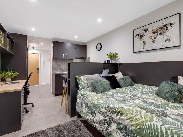Studio for rent in St. Mildred's, The Bridge