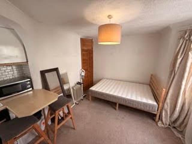 Studio for rent in Islington, Greater London