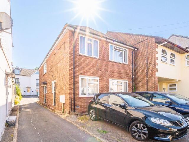 House for rent in London Borough of Croydon, Greater London