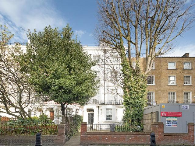 Apartment for rent in Bayswater, Greater London
