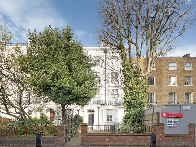 House for rent in Bayswater, Greater London