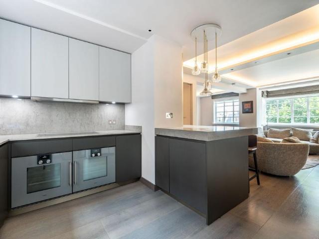 Apartment for rent in Bayswater, Greater London