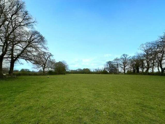 House for sale in Surrey