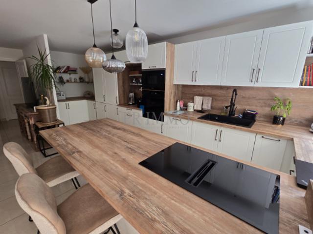 Appartement vente à Arrondissement de Draguignan, Saint-raphaël