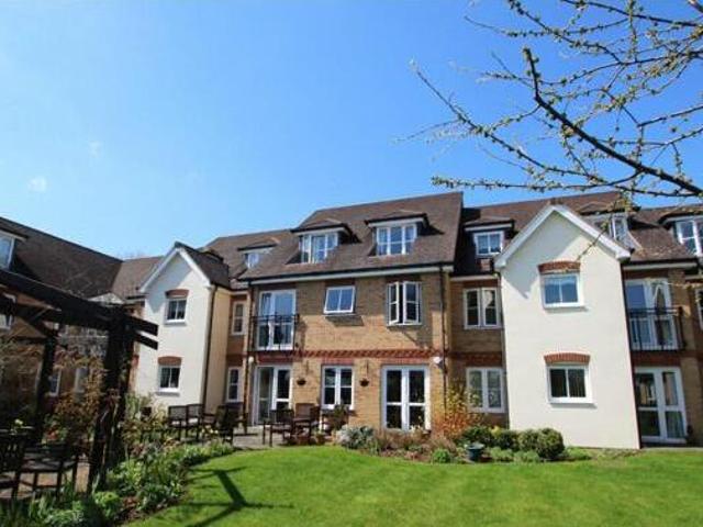 House for sale in Brackley, West Northamptonshire