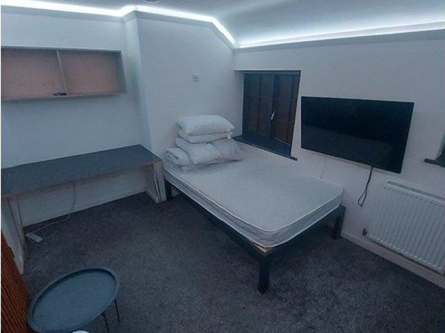 Studio for rent in Buckingham, Buckinghamshire