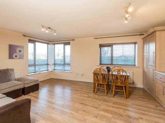Apartment to rent in Bluebell, North Tipperary