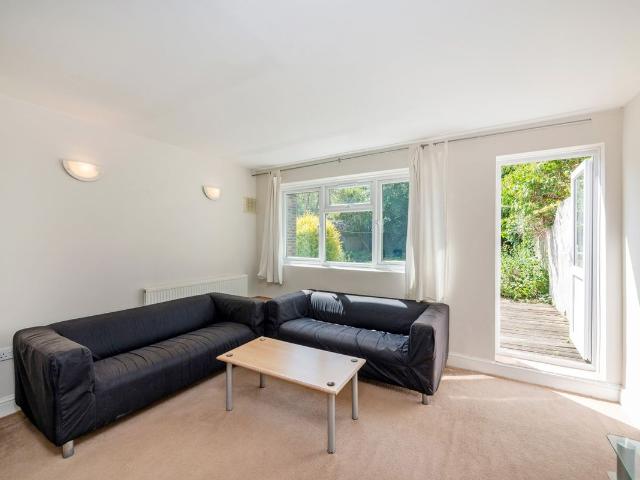 Apartment for rent in Brixton, Greater London