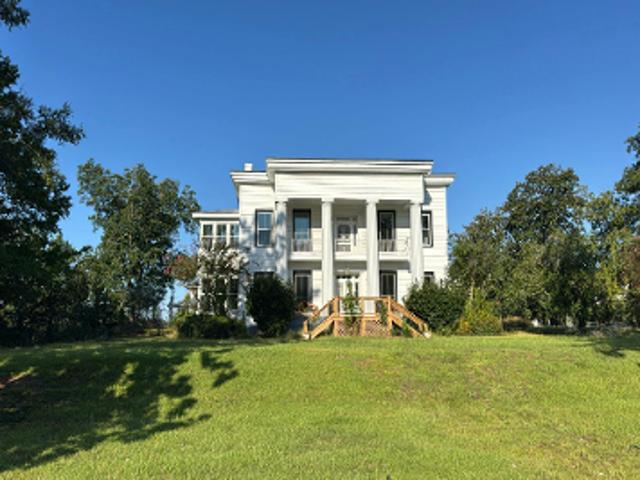 House for sale in Talladega, Alabama