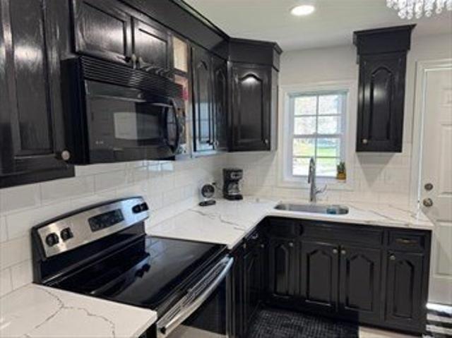 Condo for sale in Lowell
