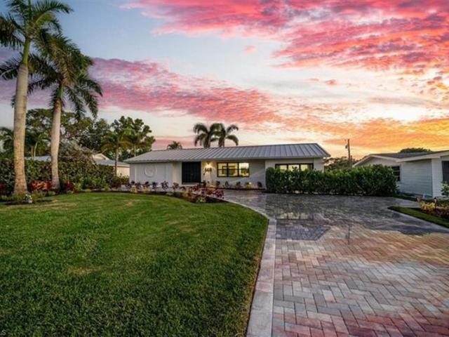 House for sale in Bonita Springs