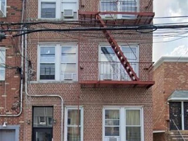 House for sale in Arverne, New York