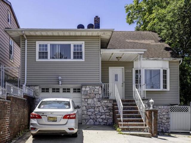 House for sale in North Bergen