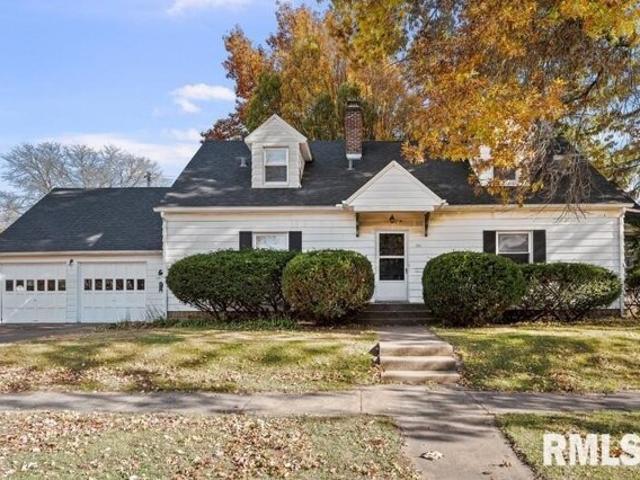 House for sale in Rock Island, Illinois