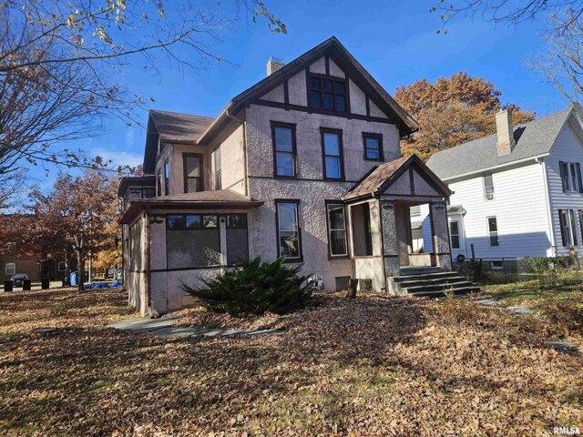 House for sale in Rock Island, Illinois