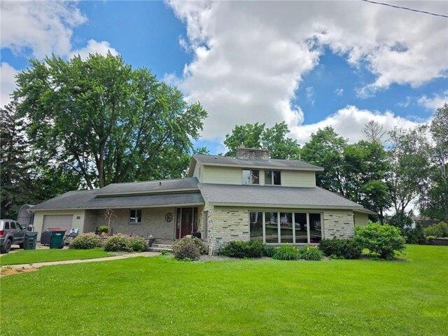 House for sale in Elgin