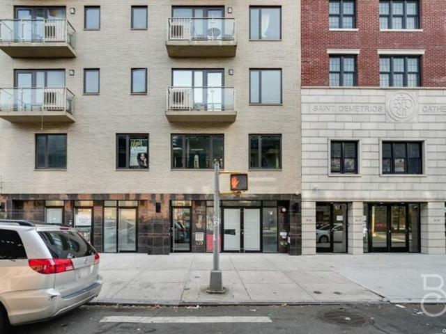Condo for sale in Astoria